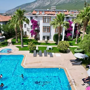 4* Hotel Carrington